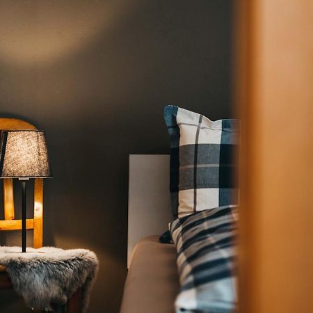 Charming 4 Bed Flat In Flims Apartment ภายนอก รูปภาพ