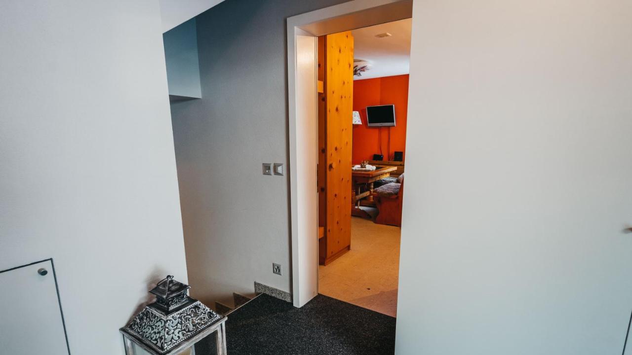 Charming 4 Bed Flat In Flims Apartment ภายนอก รูปภาพ